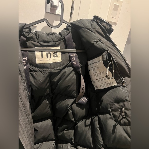 Winter jacket - Picture 2 of 6